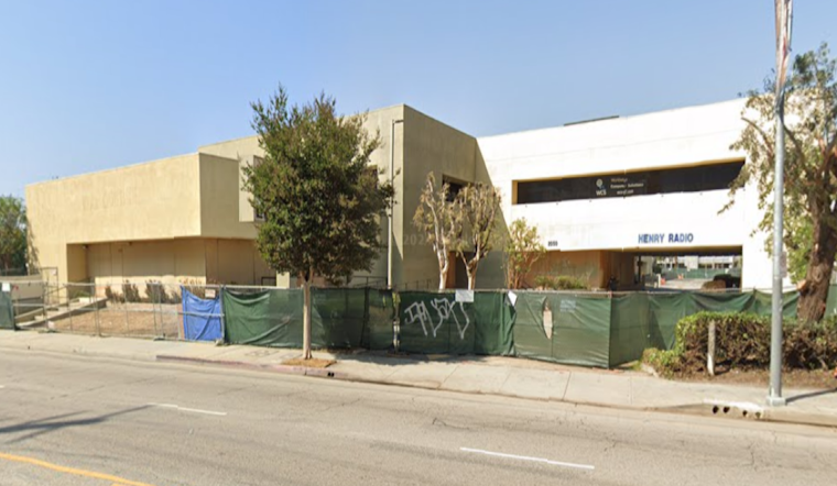 LAFD Tackles Major Blaze in Vacant Sawtelle Building, Prompts Traffic Advisory on Bundy Drive