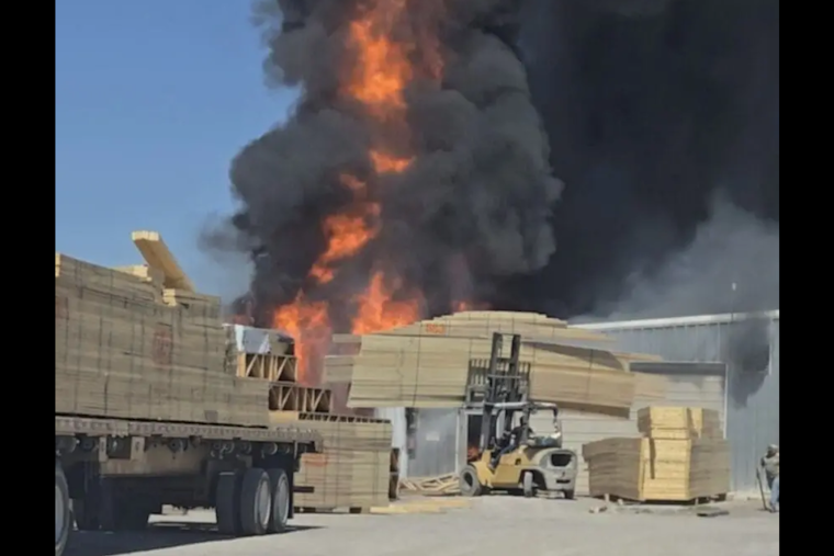 Las Cruces Firefighters Swiftly Contain Blaze at L&P Building Supply Warehouse