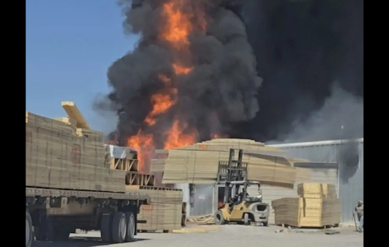 Las Cruces Firefighters Swiftly Contain Blaze at L&P Building Supply Warehouse
