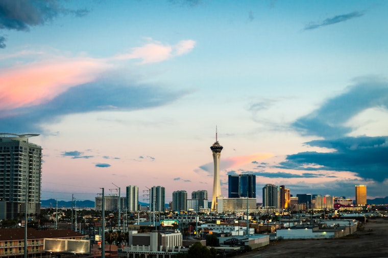 Las Vegas Braces for Cool Spell Before Warm Weekend Resurgence, NWS Forecasts Diverse Weather Ahead
