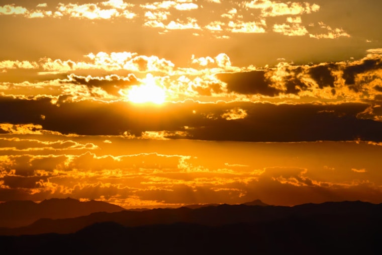 Las Vegas Braces for Sweltering Heat Wave, Excessive Heat Warning Issued for Southern Nevada