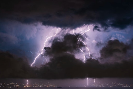Las Vegas Braces for Thunderstorms and Showers as Low-Pressure System Moves In from Los Angeles