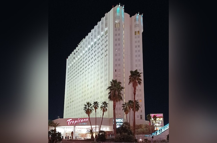 Las Vegas Says Goodbye to Tropicana Hotel as It Will Be Demolished for New MLB Stadium with Spectacular Final Show