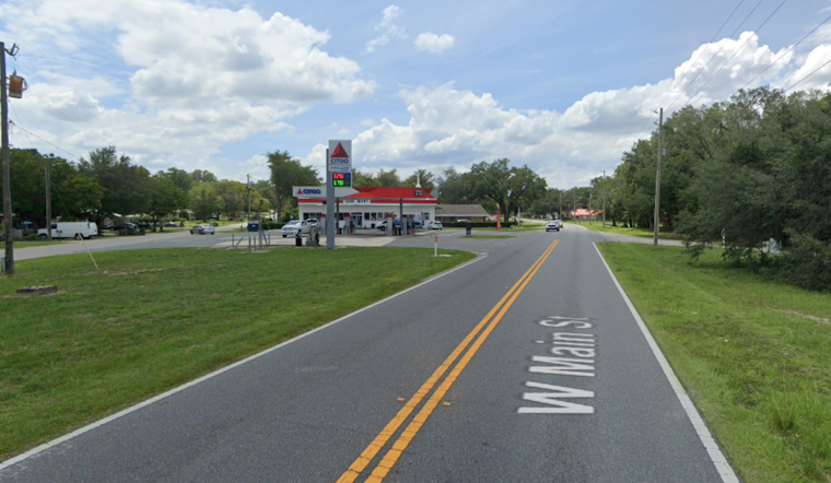 Leesburg Police in Manhunt for Three Suspects After Shooting Near Quik Mart