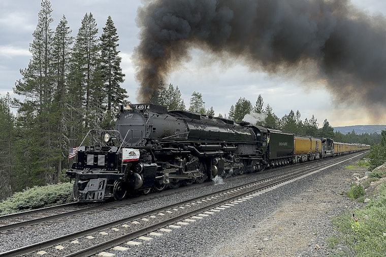 Legendary Big Boy No. 4014 Steam Engine Rumbles through Illinois on
