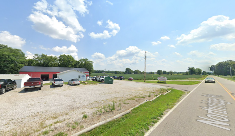 Licking County Deputies Fatally Shoot Stabbing Suspect Amid Domestic Dispute and House Fire