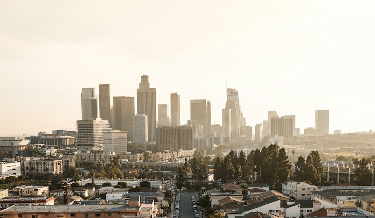 Los Angeles Air Quality Alert Extended Due to Wildfire Smoke, Residents Advised to Stay Indoors