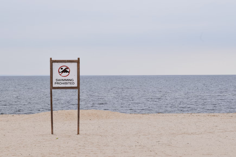 Los Angeles County Issues Health Warnings for Several Popular Beaches Due to Elevated Bacterial Levels