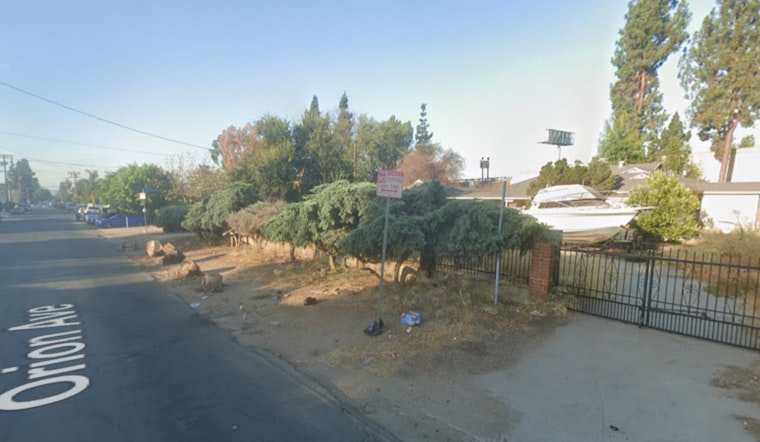 Los Angeles Firefighters Prevent North Hills Home from Igniting Amid Freeway Side Vegetation Fire