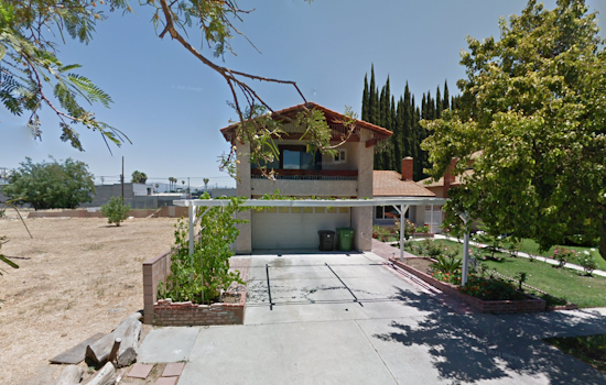 Los Angeles Firefighters Quell Reseda Home Blaze in Under 35 Minutes