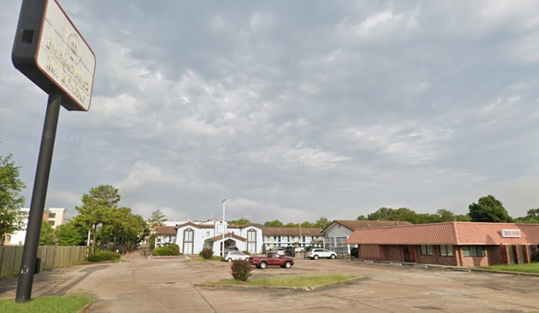 Man in Critical Condition Following Early Morning Shooting at Memphis Motel on Airways Boulevard