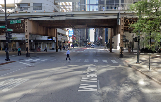 Man in Serious Condition Following Early Morning Stabbing on Chicago CTA Train, Suspects At Large