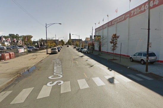 Man Pronounced Dead After Early Morning Collision with Street Pole in South Chicago