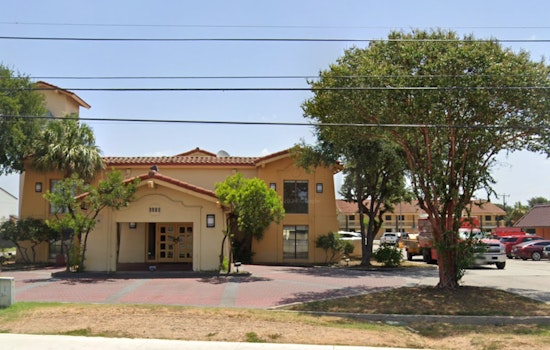 Man Shot in Stomach and Eye at San Antonio's La Quinta Inn During Dispute, Children Witness Violence
