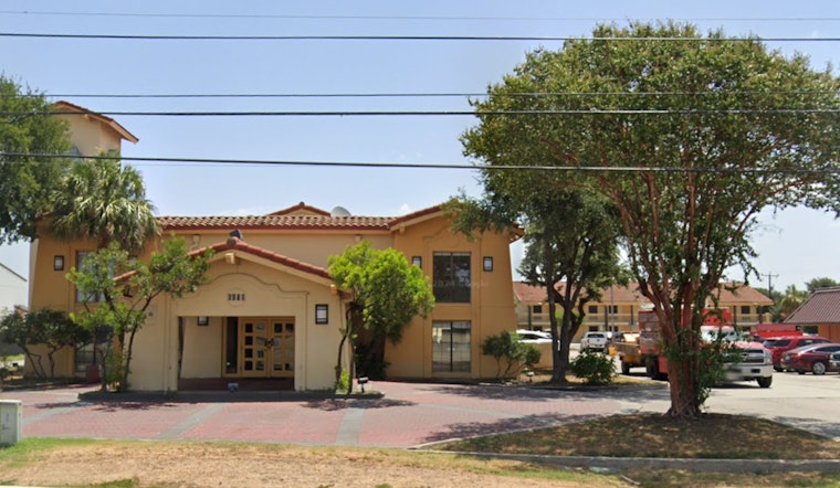 Man Shot in Stomach and Eye at San Antonio's La Quinta Inn During Dispute, Children Witness Violence