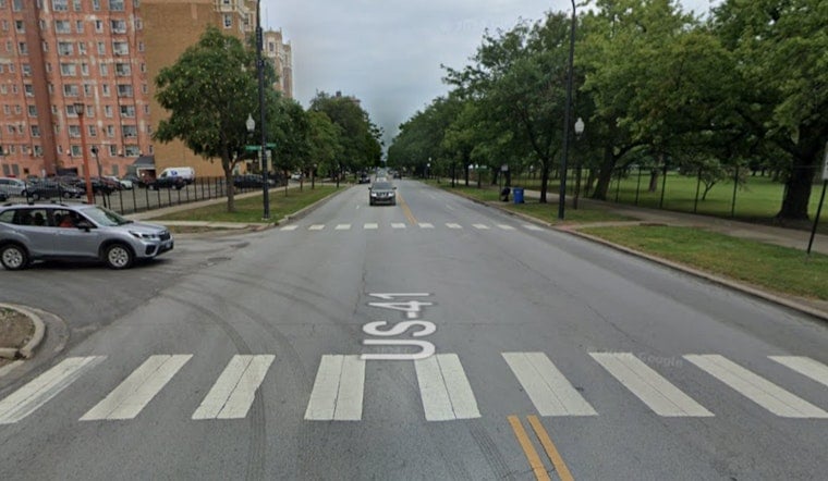 Man Wounded in South Shore as Attempted Robbery Turns Violent, Chicago Detectives Seek Gunmen