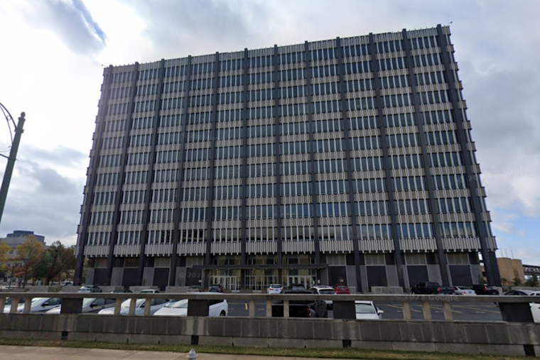 Memphis Man Sentenced to 9 Years for Machinegun Possession After Firing at Deputy