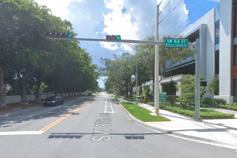 Miami-Dade Powerline Fire Drives Residents into Darkness, Sparks Debate on Utility Undergrounding