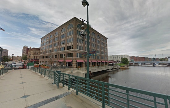 Milwaukee Police Probe Discovery of Suspected Human Remains Near Milwaukee River