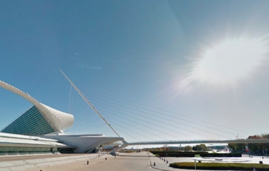 Milwaukee to Enjoy Sunny Skies and Mild 80s with Pleasant Warmth and Gentle Breezes