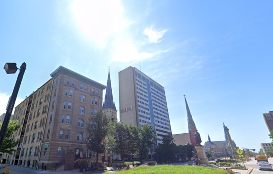 Milwaukee Welcomes a Sunny Week With a Hint of Autumn Breeze