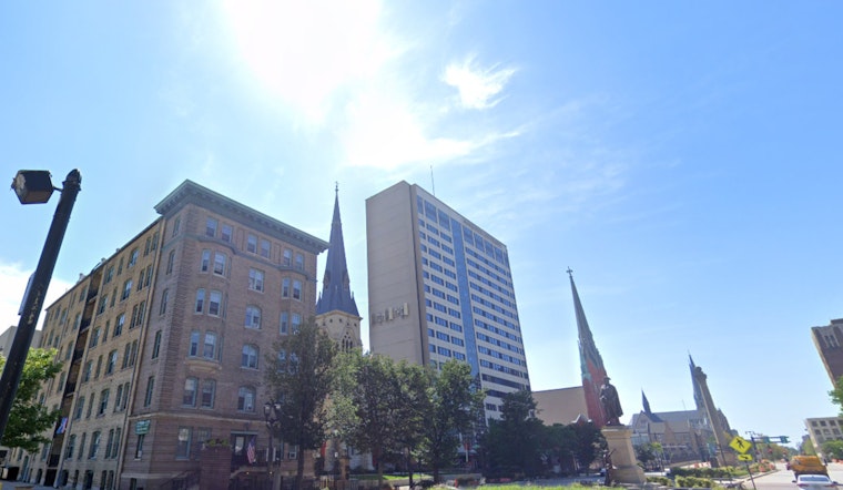 Milwaukee Welcomes a Sunny Week With a Hint of Autumn Breeze
