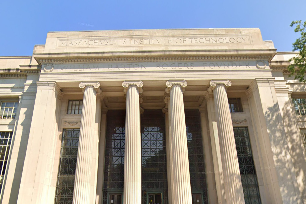 MIT Startup AeroShield Unveils Energy-Saving Windows with Transparent
