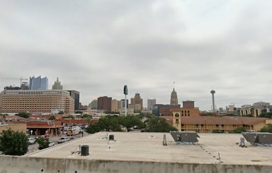Mixed Bag of Sunshine and Showers Awaits San Antonio This Week