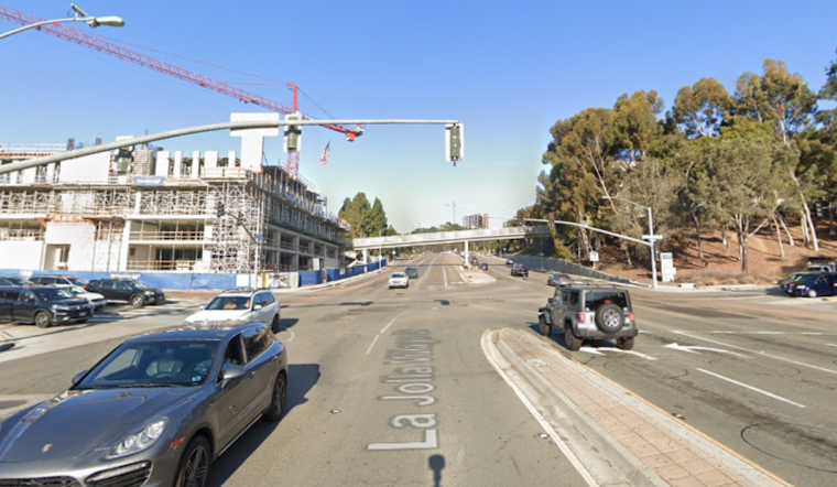 Motorcyclist Injured in Multi-Vehicle Collision in Torrey Pines, San Diego Police Investigating