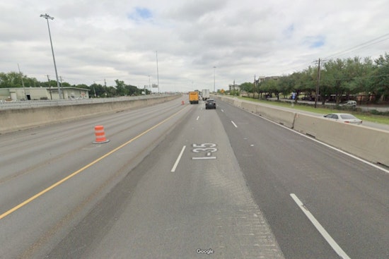 Multi-Vehicle Crash on Northbound I-35 Causes Traffic Snarl in North Austin