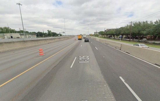 Multi-Vehicle Crash on Northbound I-35 Causes Traffic Snarl in North Austin