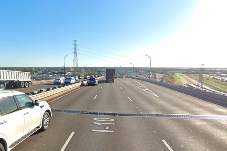 New Orleans Motorcyclist Dies in Solo Crash on I-10 West, NOPD Investigating