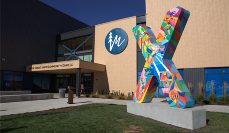 New "Rogue X" Sculpture Unveiled at Medford Community Complex, Symbolizing Athletic Spirit and Natural Beauty