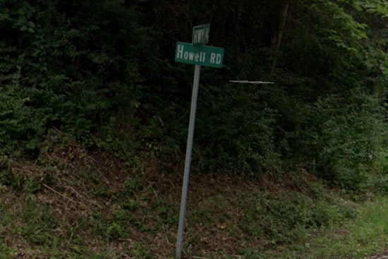 One Dead, Four Hospitalized After Overnight Single-Vehicle Crash on Highway 94 Near Defiance, MO