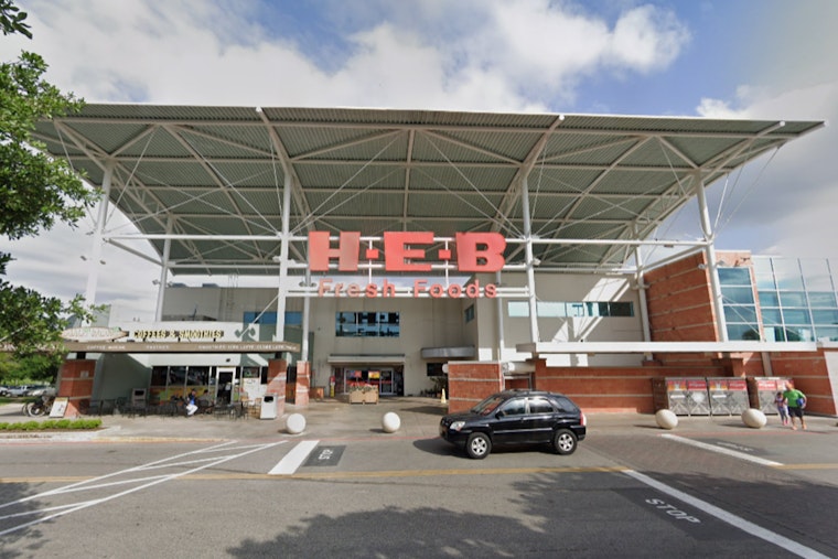 One Dead in Northeast Austin H-E-B Shooting, Police Investigate 47th Homicide of the Year