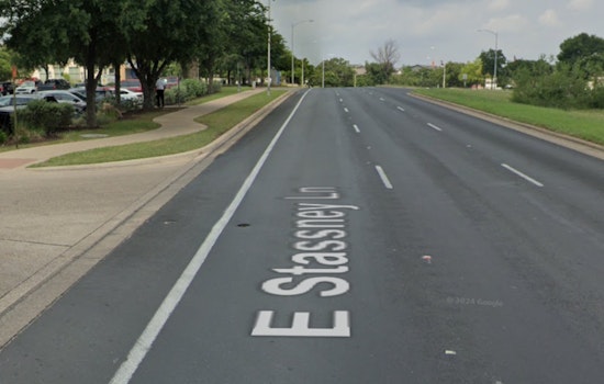 One Severely Injured in South Austin Collision Involving Vehicles and Motorcycle