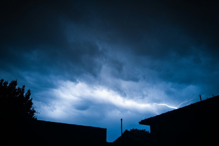 Philadelphia Faces Weather Rollercoaster with Thunderstorms, Sunshine, and Clear Skies for Labor Day