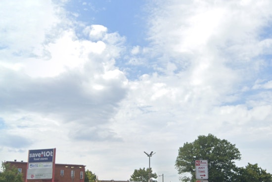 Philadelphia Welcomes Weekend With Sunny Skies and Slight Chance of Showers