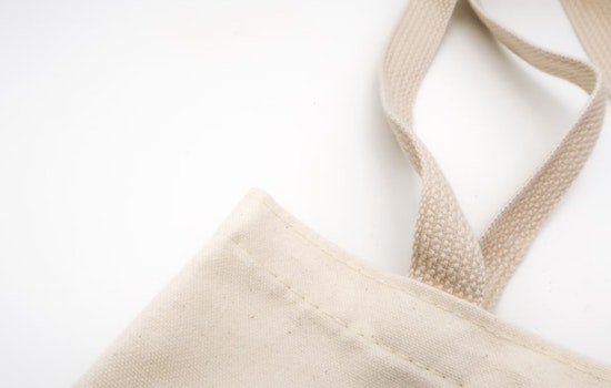 Phoenix New Times Offers Tote Bags and Water Bottles to Supporters Amidst Fall Season