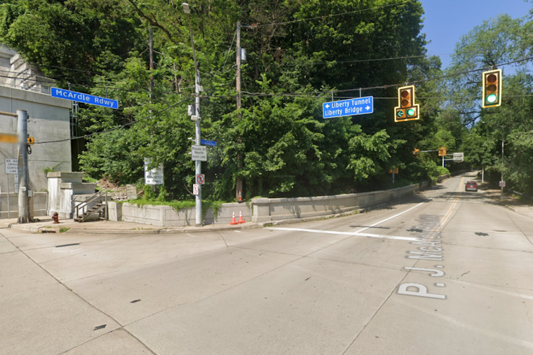 Pittsburgh Alert: McArdle Roadway Closure for Landslide Clearing, Detours and Alternatives Announced