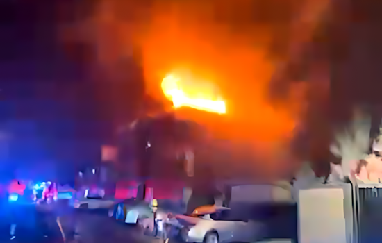 Portland Firefighters Tackle 2-Alarm Blaze at Southeast Division Apartment Building Amid Gas Line Complications