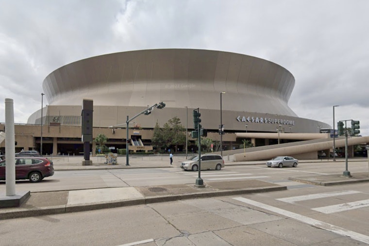 Rain Relocates High School Football Doubleheader to Caesars Superdome, New Orleans Prepares for Exciting Matchups