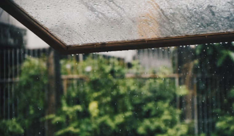 Raleigh, NC Welcomes Warm Autumn Week with Mixed Showers Today, Sunny Skies Ahead