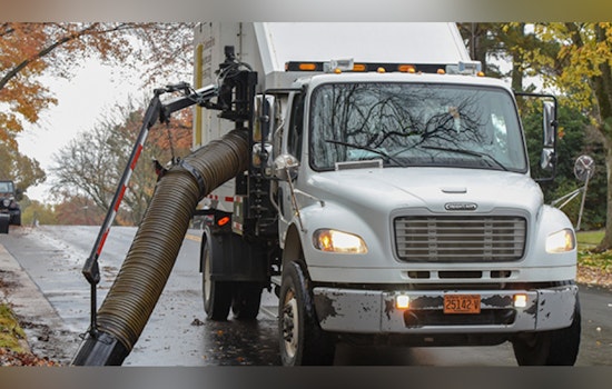 Raleigh Unveils Special Holiday Leaf Collection Program to Enhance Festive Street Cleanliness