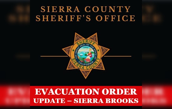 Rapid Expansion of Bear Fire Prompts Evacuations in Sierra County, Sierra-Plumas Schools Close as Blaze Threatens Structures