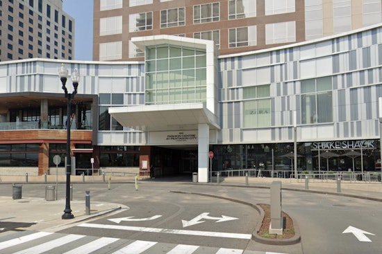 Robbery Mistaken for Gunfire Sparks Panic at Pentagon City Mall as Arlington Police Search for Suspects