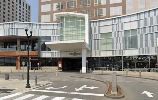 Robbery Mistaken for Gunfire Sparks Panic at Pentagon City Mall as Arlington Police Search for Suspects