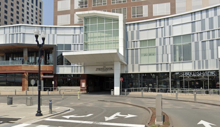 Robbery Mistaken for Gunfire Sparks Panic at Pentagon City Mall as Arlington Police Search for Suspects