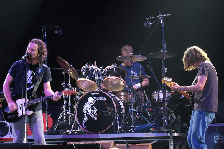 Rock and Remembrance: Pearl Jam Tributes Fallen Hockey Star Brothers at Philly Show