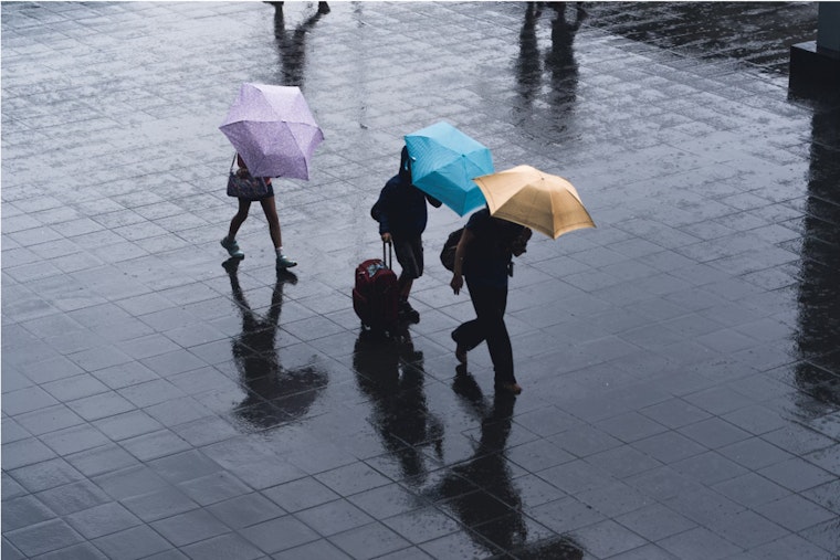 Sacramento Braces for Cooler Temperatures with Light Rain and Gusty Winds Expected During Seasonal Change